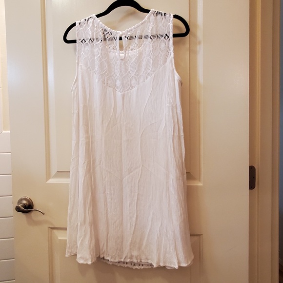 AUW Sleeveless Lace Shift Mini Dress - Picture 2 of 4